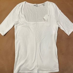 Vince short sleeve square neck top new with tag